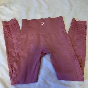 Gym shark leggings